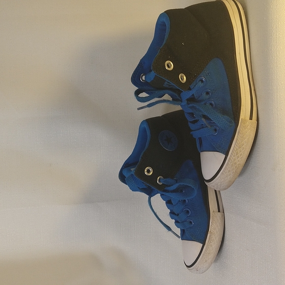 Kids 2 Converse - Picture 4 of 9